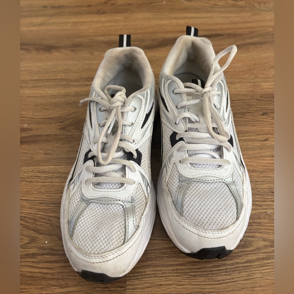 Puma White and Black Athletic Shoes
